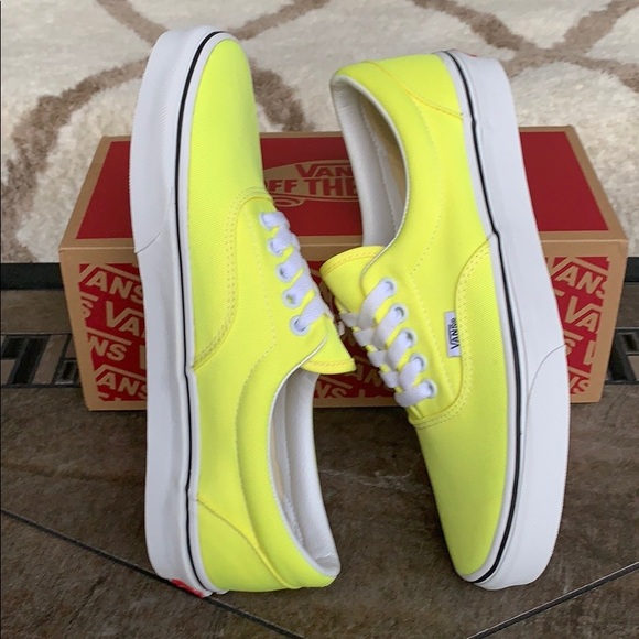 VANS ERA NEON LEMON TONIC/TRUE WHITE WMNS - Picture 12 of 16